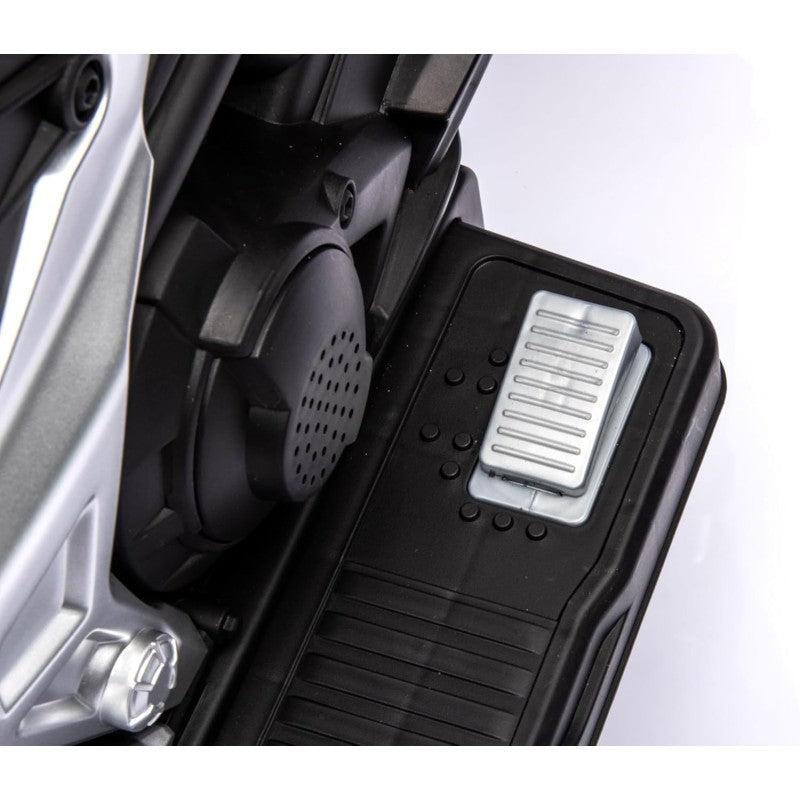 Moto Elettrica per Bambini Honda NC750X 12V Motocicletta con MP3 Accelleratore a Pedale Luci a LED e Suoni Integrati – Variante Bianco